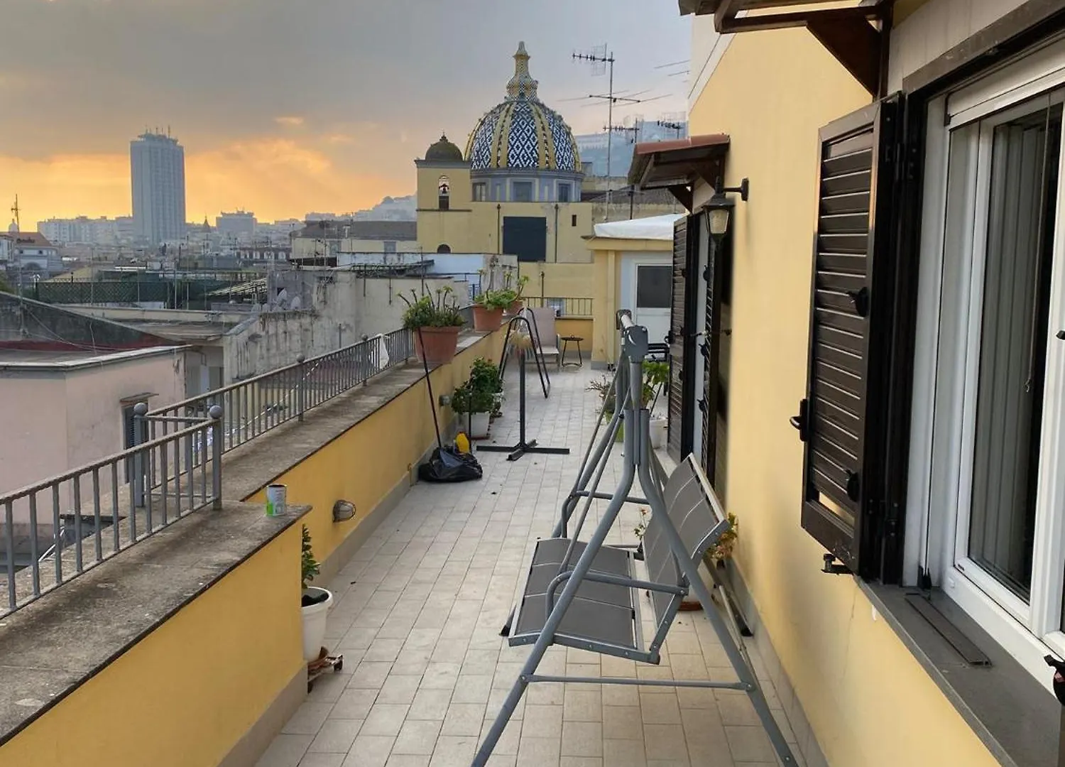 Attico Spaccanapoli Con Mega Terrazzo Apartment