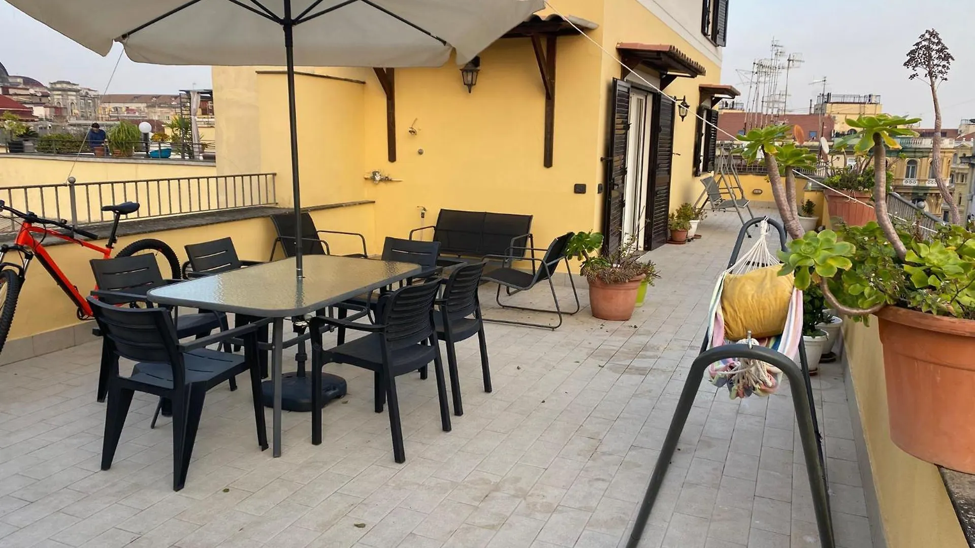 Apartment Attico Spaccanapoli Con Mega Terrazzo Italy