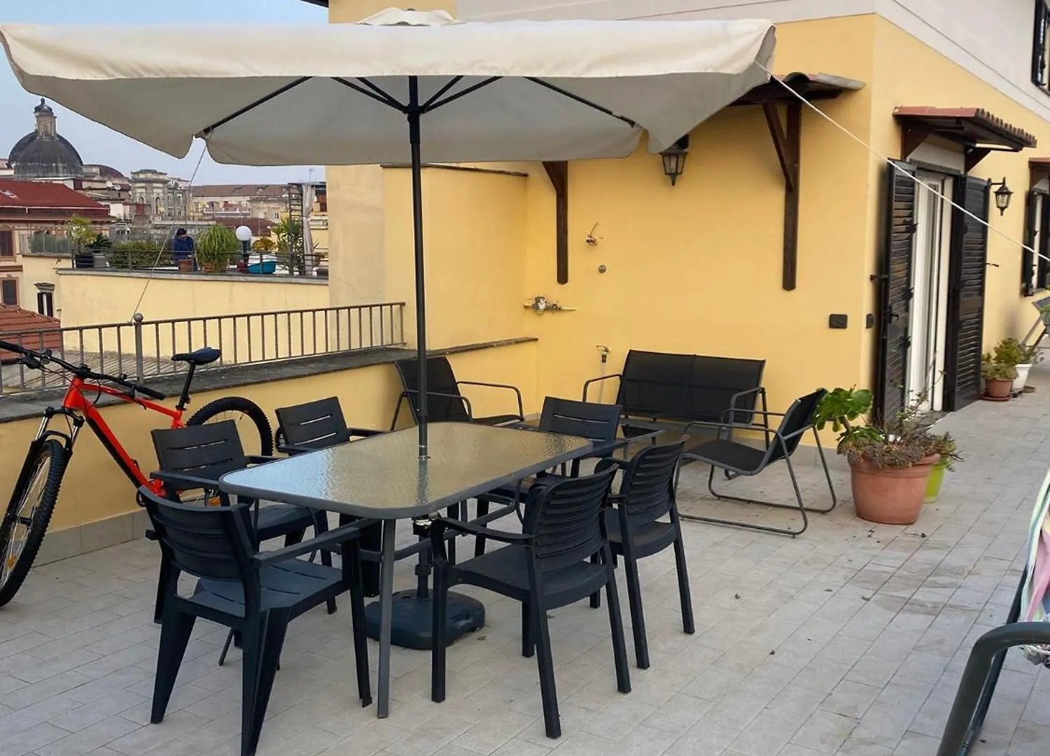 Apartment Attico Spaccanapoli Con Mega Terrazzo